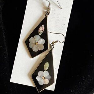 Earrings - Mother of Pearl - Vintage